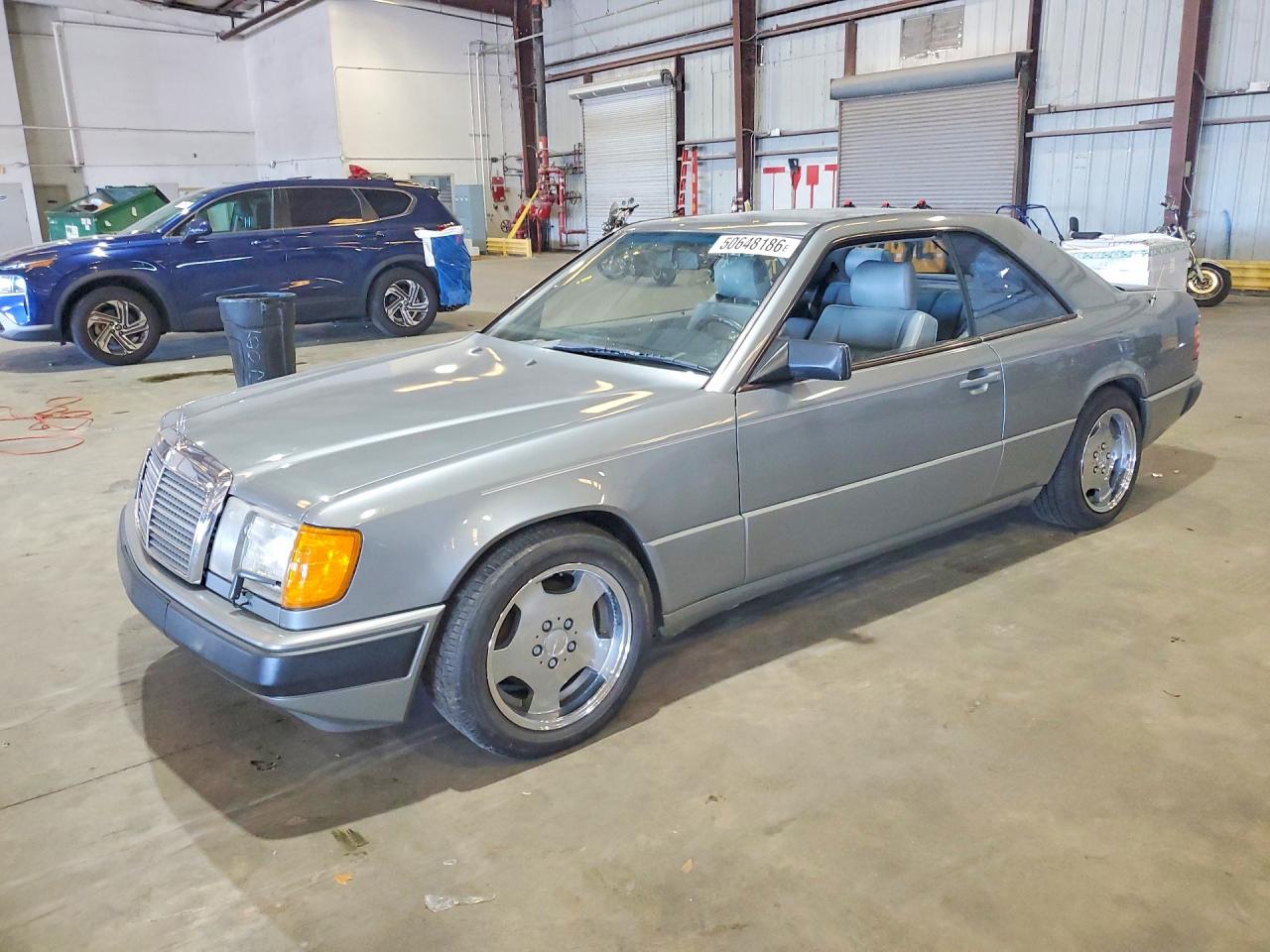 Salvage Mercedes-Benz 300-Class Image