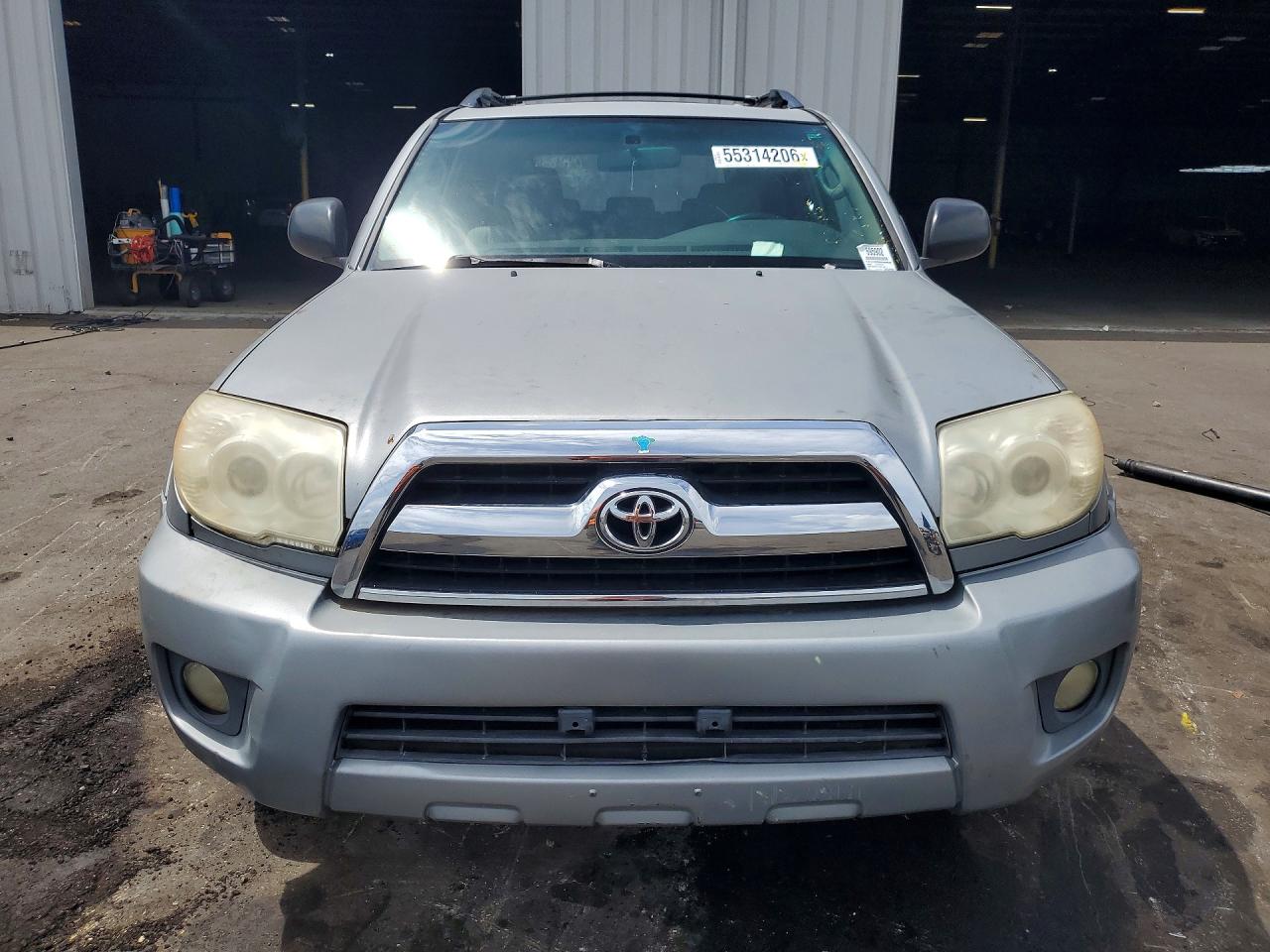 Toyota 4Runner Sr5