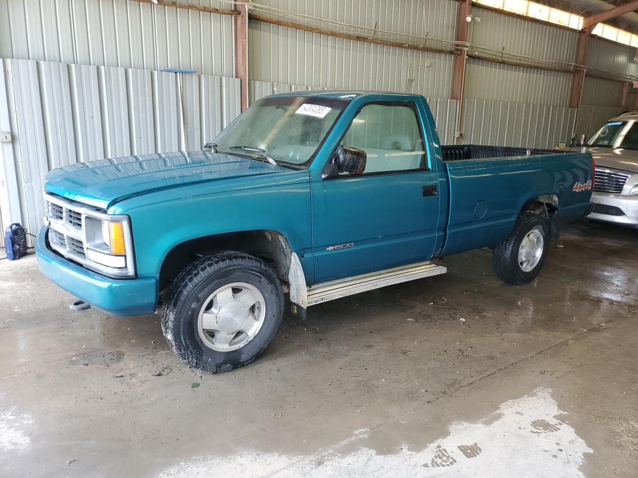 Salvage Chevrolet Gmt Image