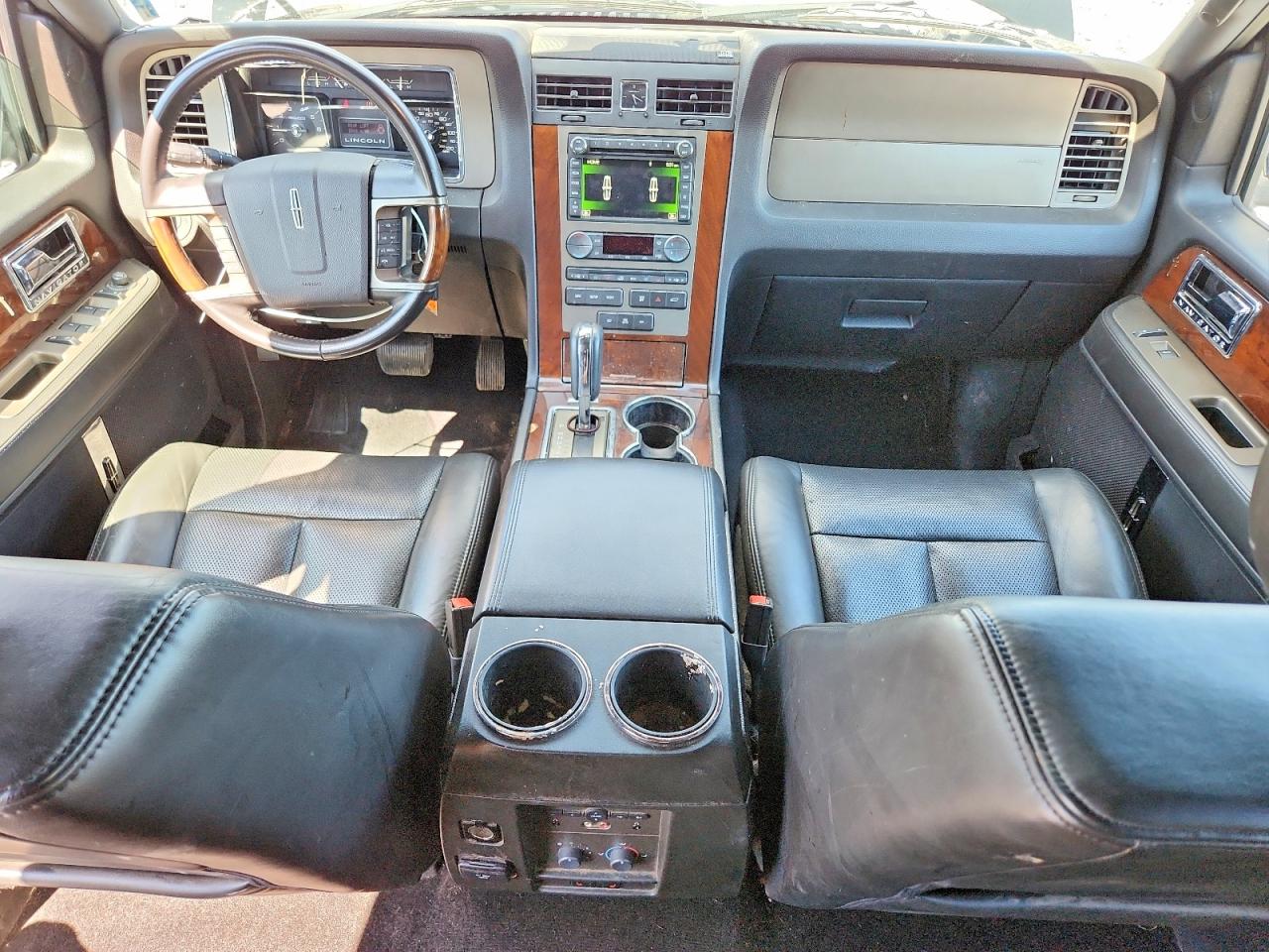 Lincoln Navigator L