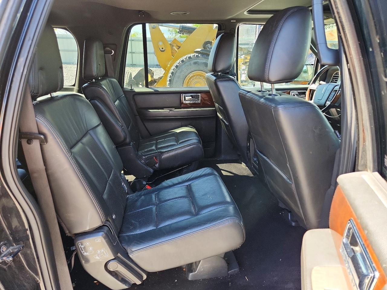Lincoln Navigator L