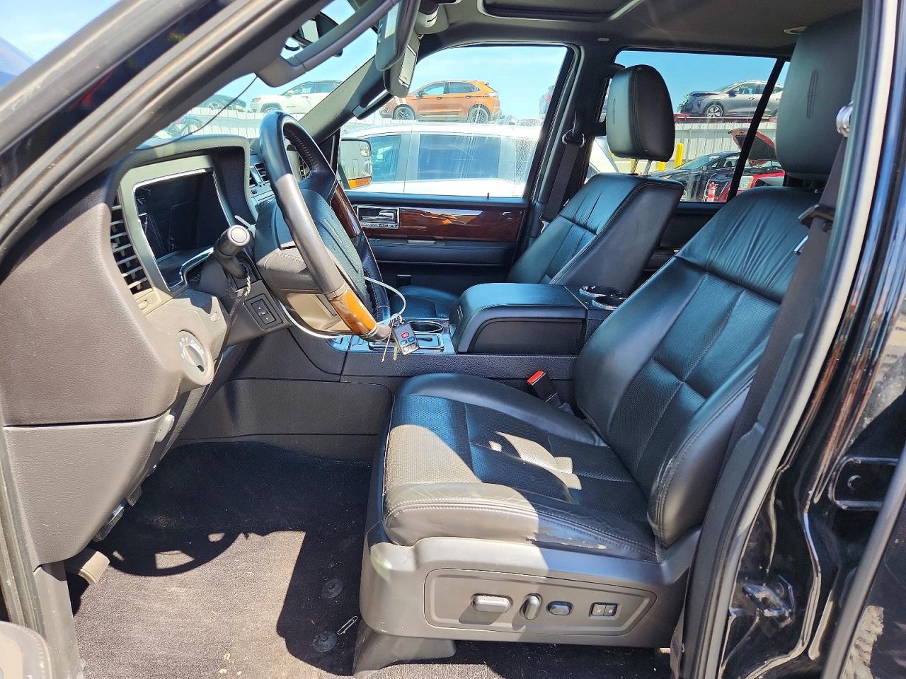 Lincoln Navigator L