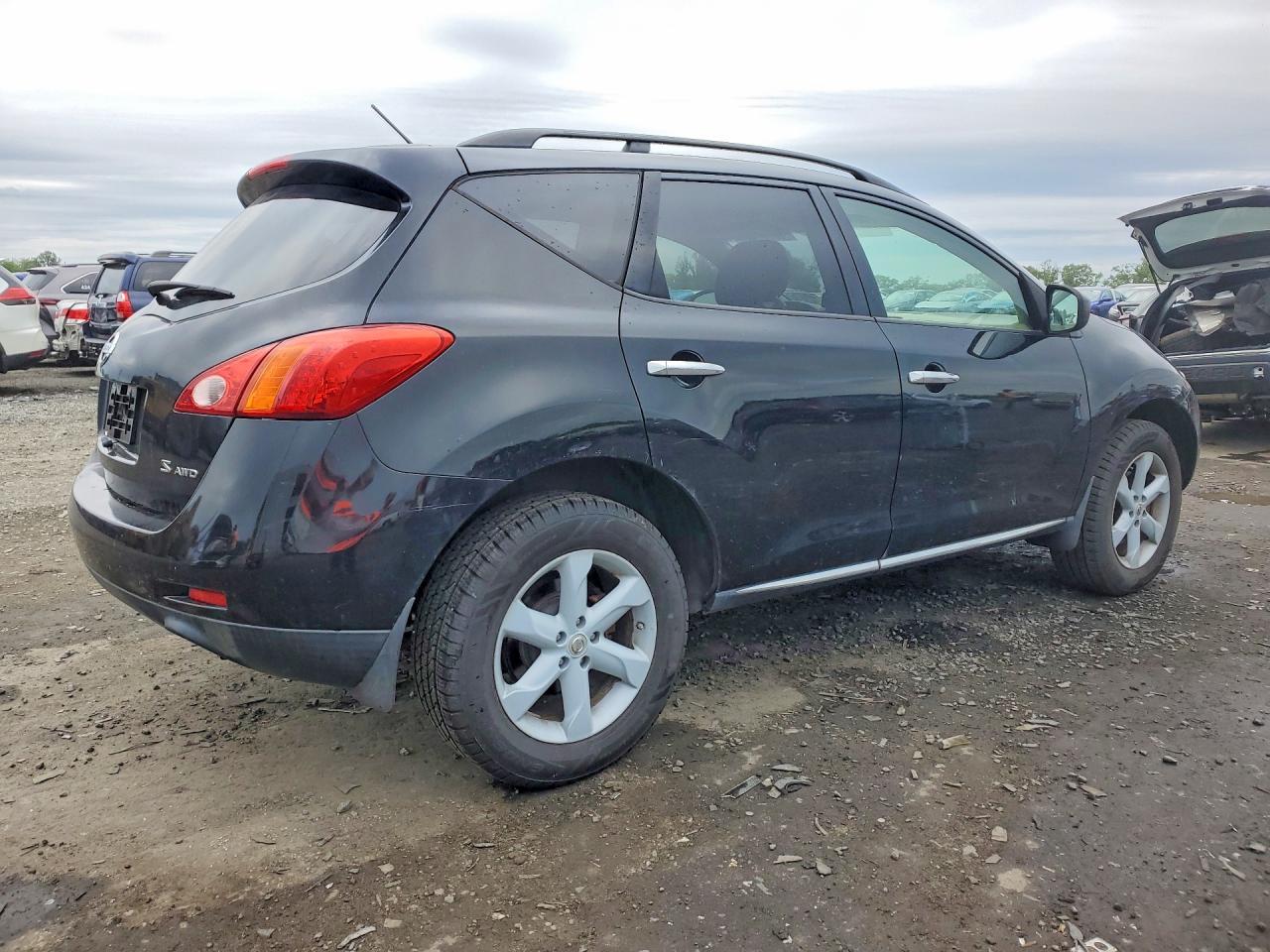 Nissan Murano S