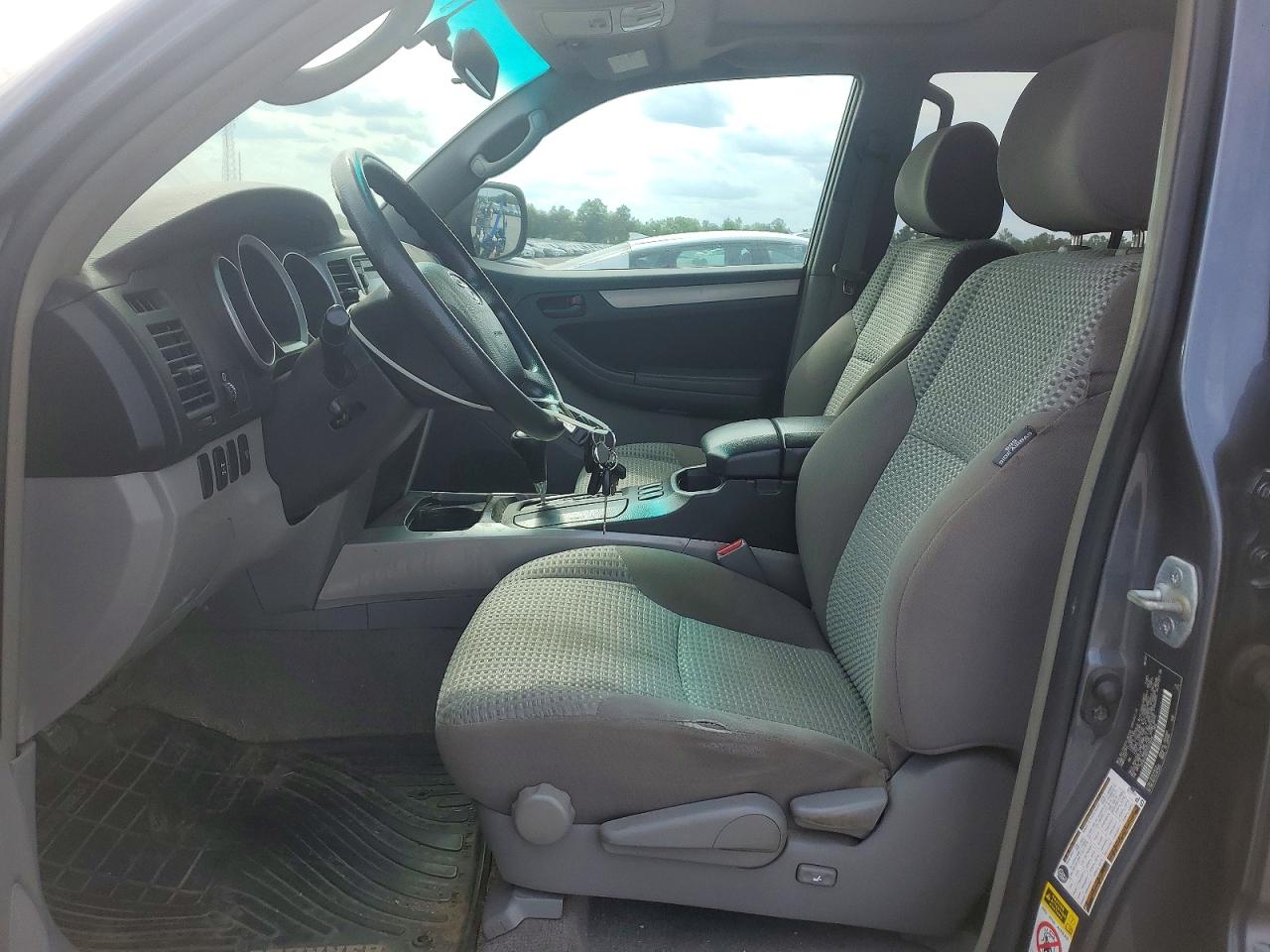 Toyota 4Runner Sr5