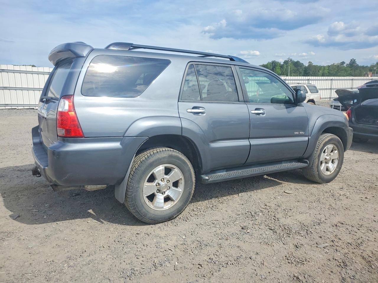Toyota 4Runner Sr5