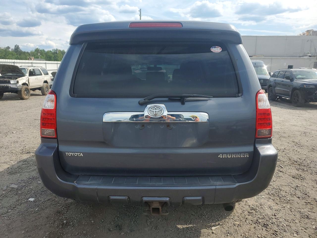 Toyota 4Runner Sr5