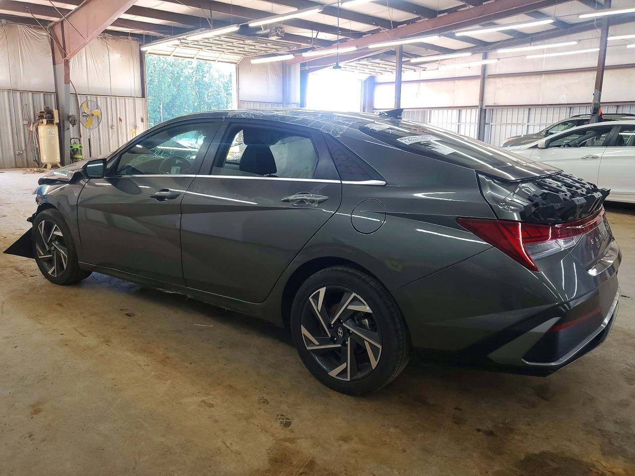Hyundai ELANTRA Limited