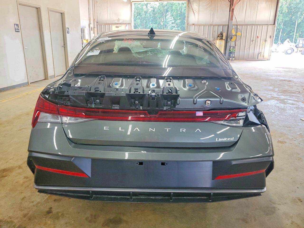 Hyundai ELANTRA Limited