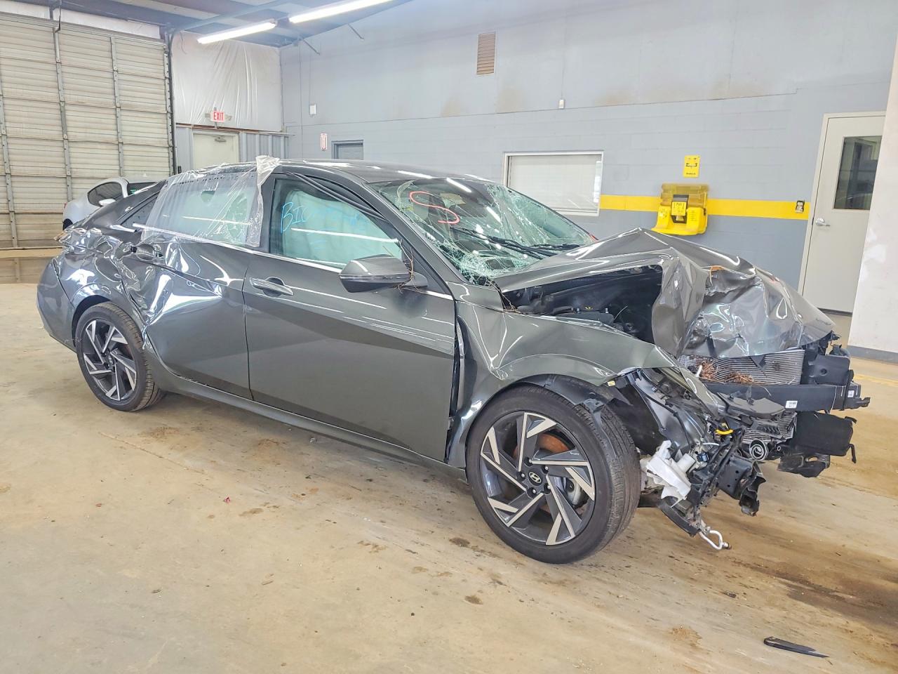 Hyundai ELANTRA Limited