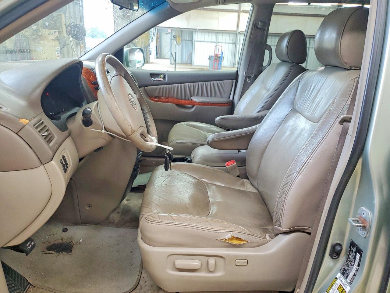 Toyota Sienna Xle 7-passenger