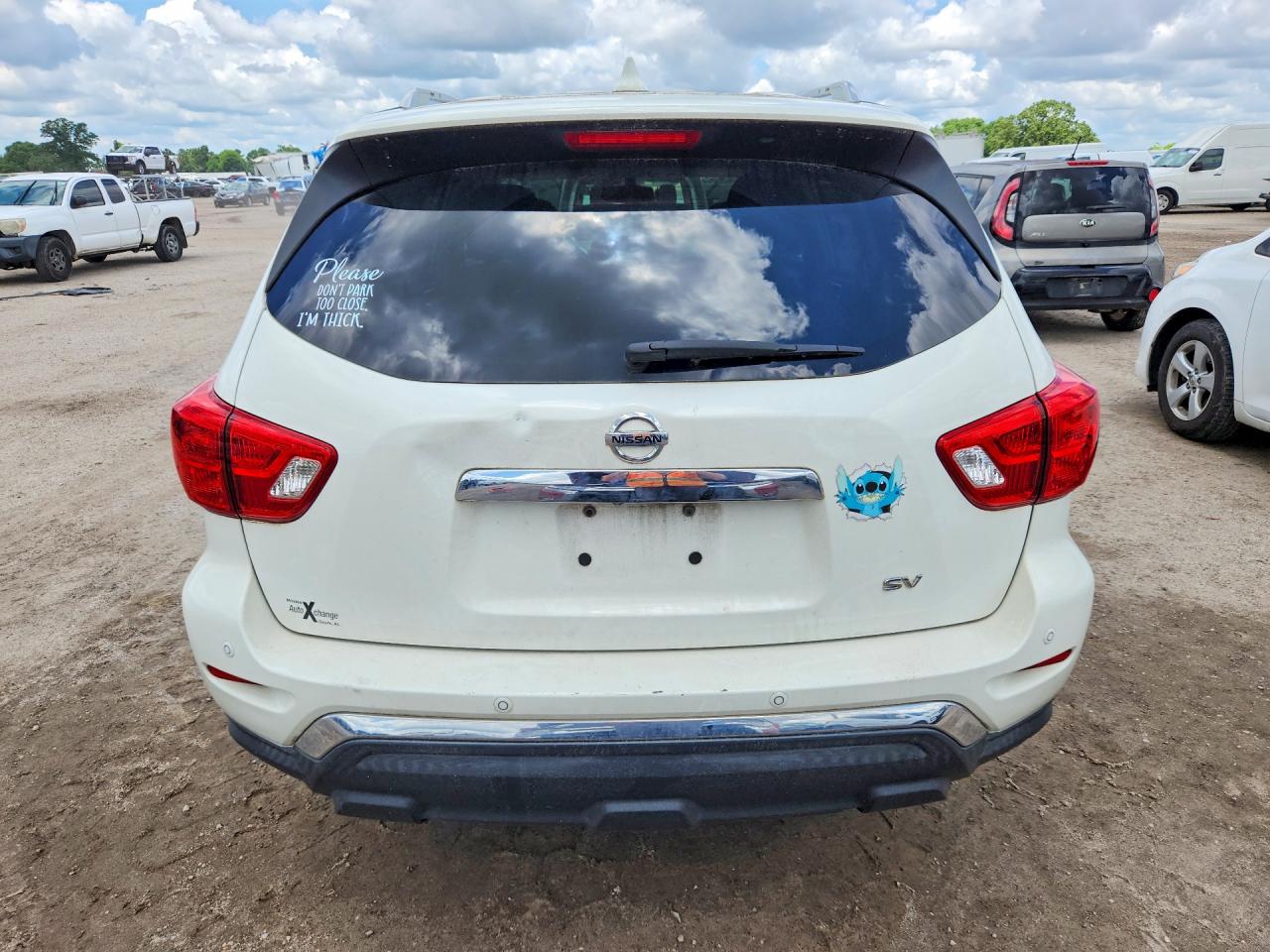 Nissan Pathfinder Sv