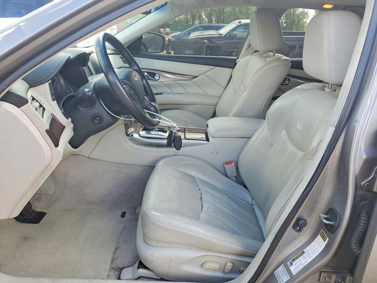 INFINITI M56 X