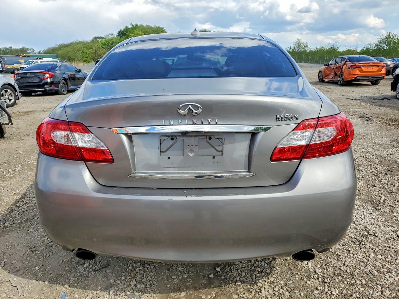 INFINITI M56 X