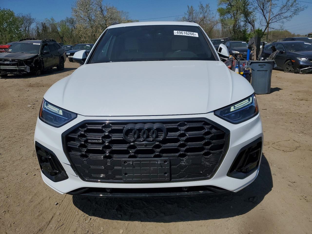 Audi Q5 Premium Plus 45