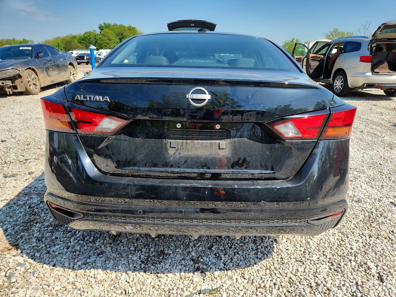 Nissan Altima S