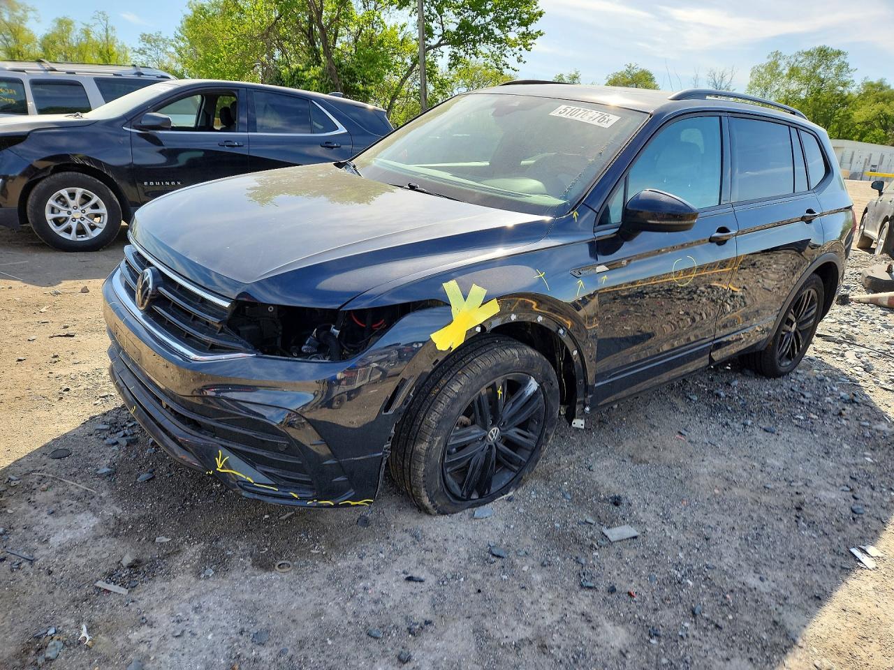 Salvage Volkswagen Tiguan Image