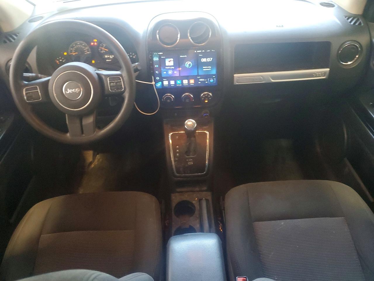 Jeep Compass Sport