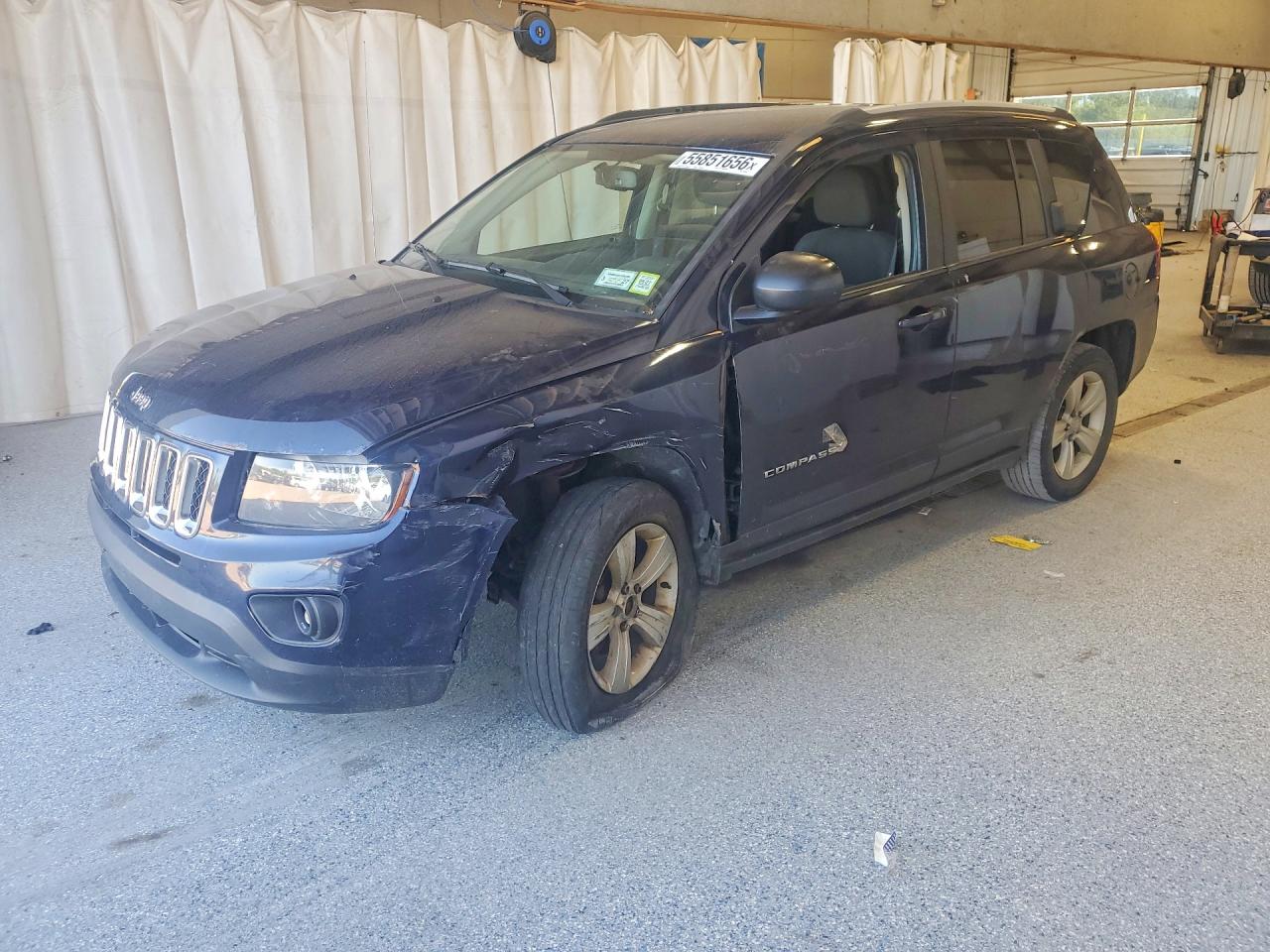 Salvage Jeep Compass Image