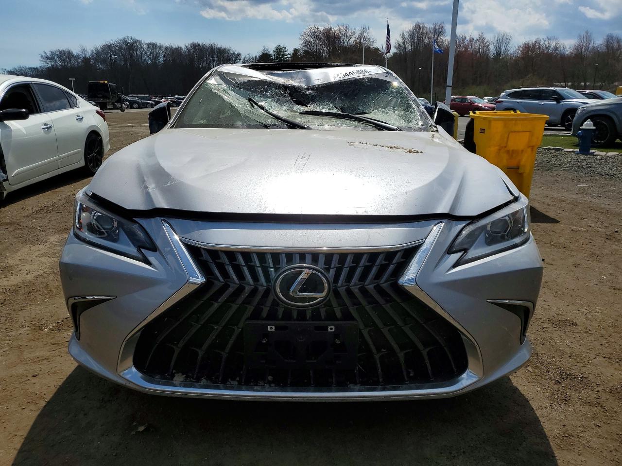 Lexus Es Base