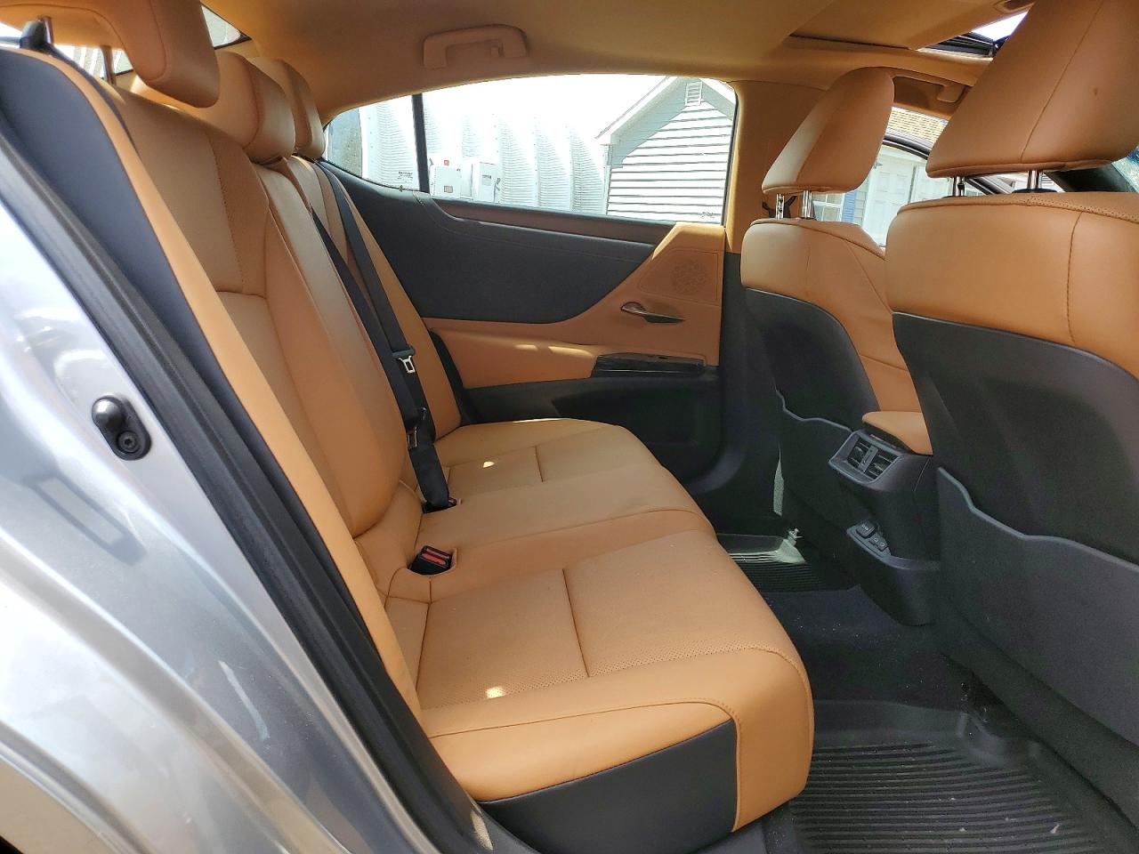 Lexus Es Base