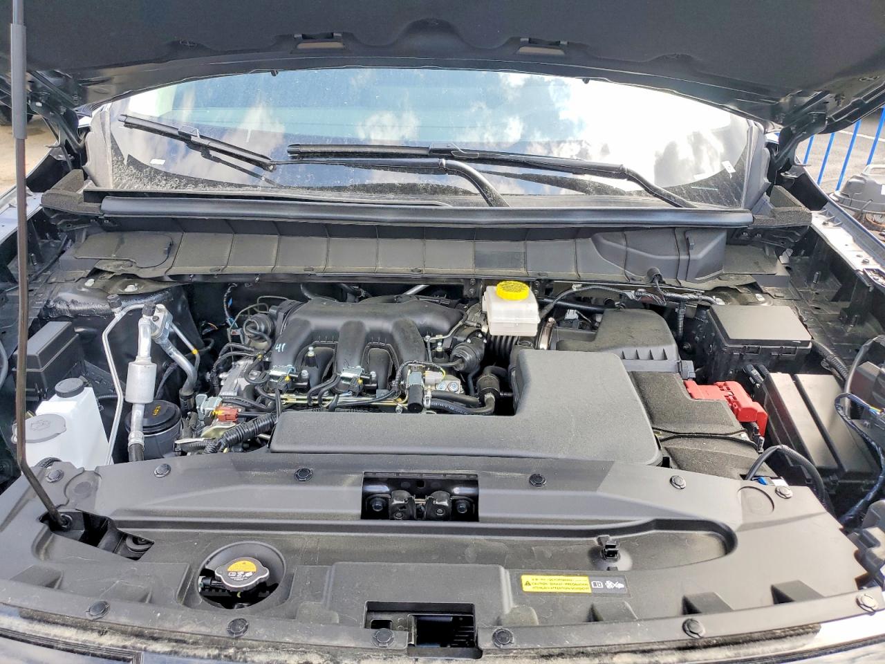 Nissan Pathfinder Sv