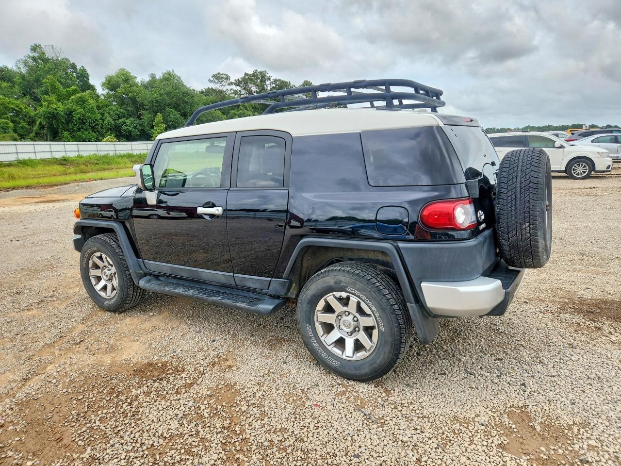 Toyota FJ Cruiser Base