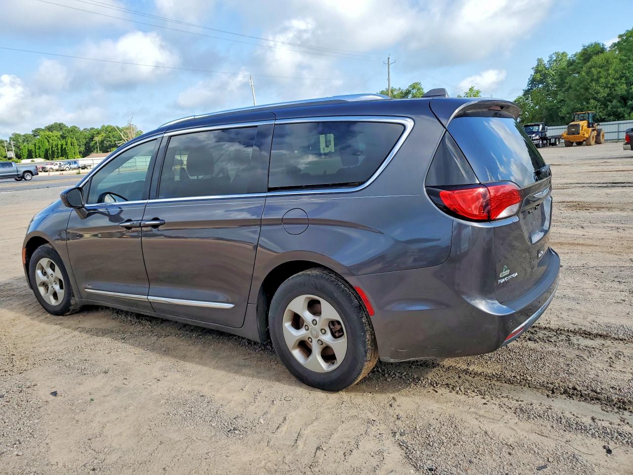 Chrysler Pacifica Touring L Plus