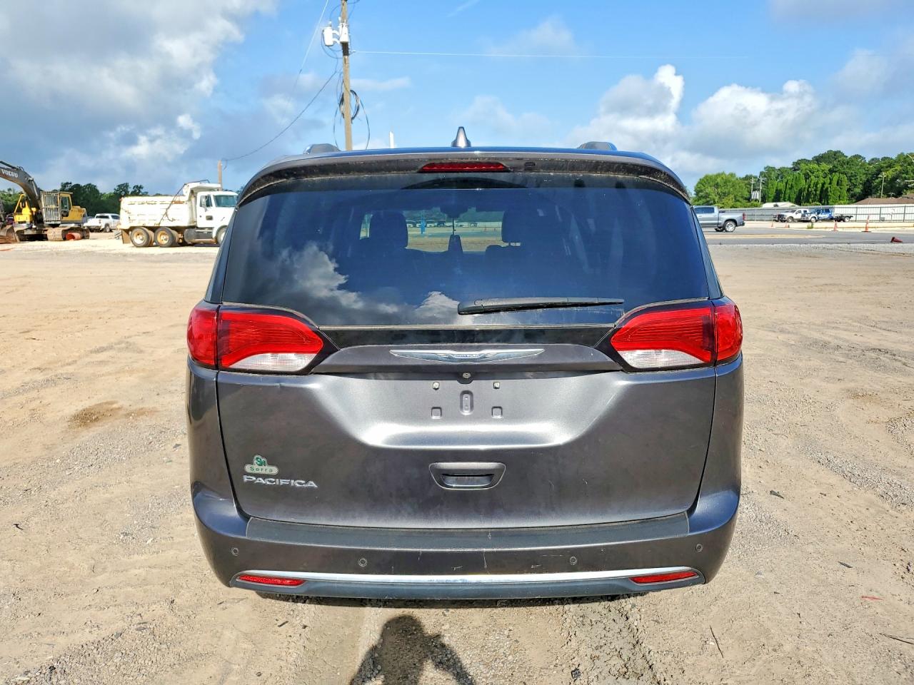 Chrysler Pacifica Touring L Plus
