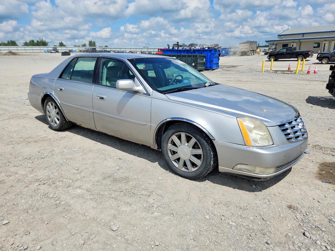 Cadillac DTS