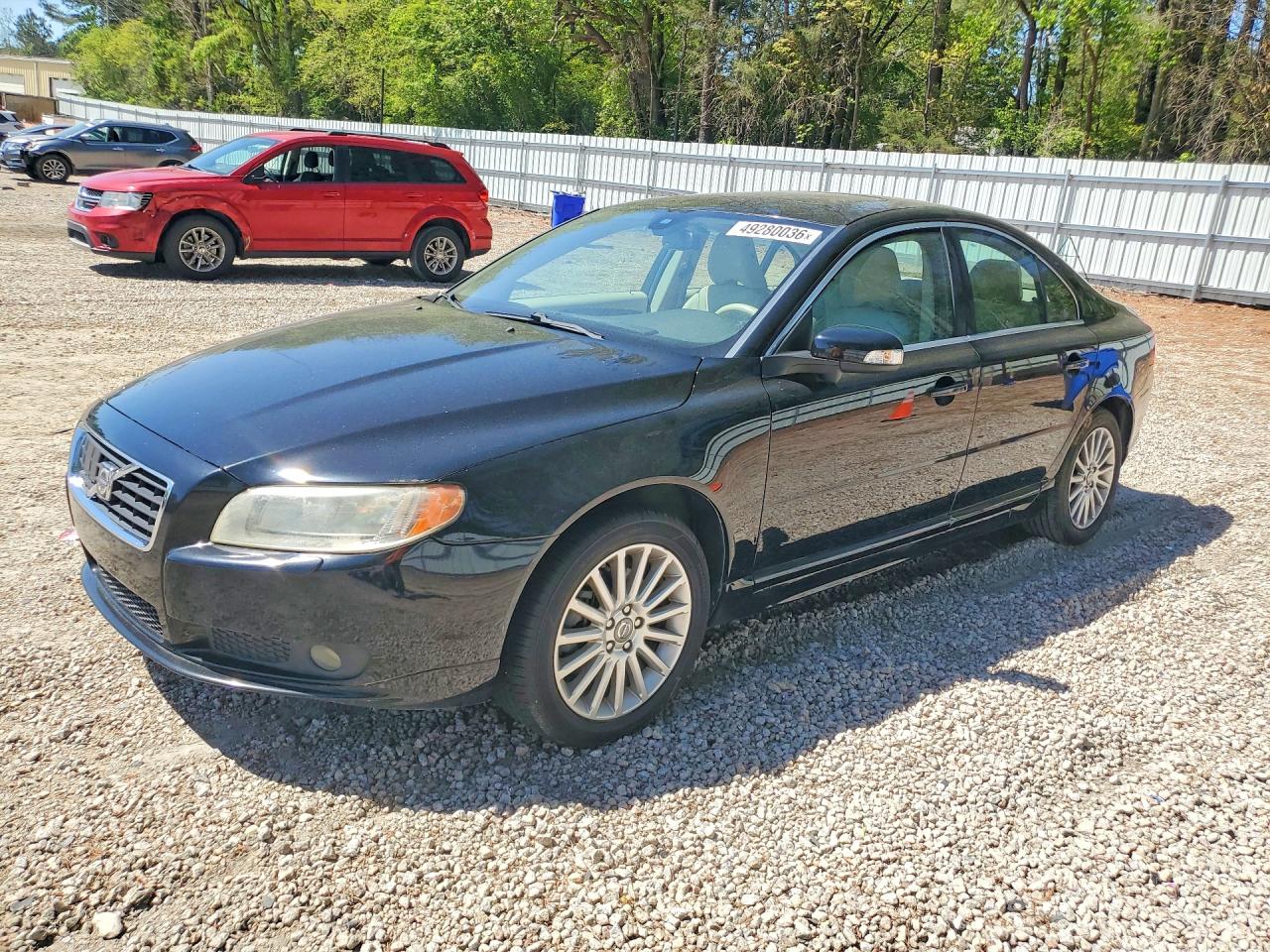 Salvage Volvo S80 Image