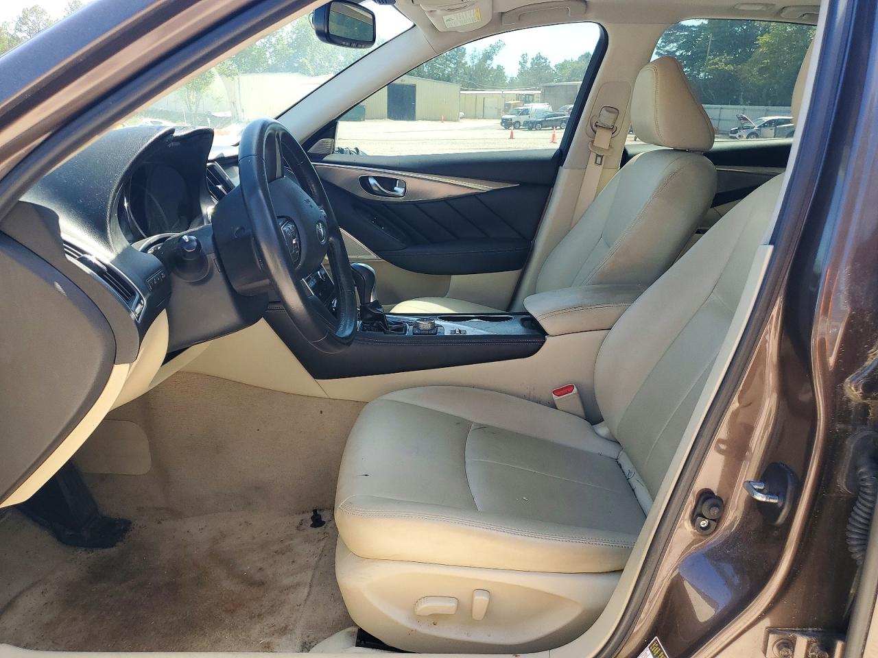 INFINITI Q50 3.0t Premium