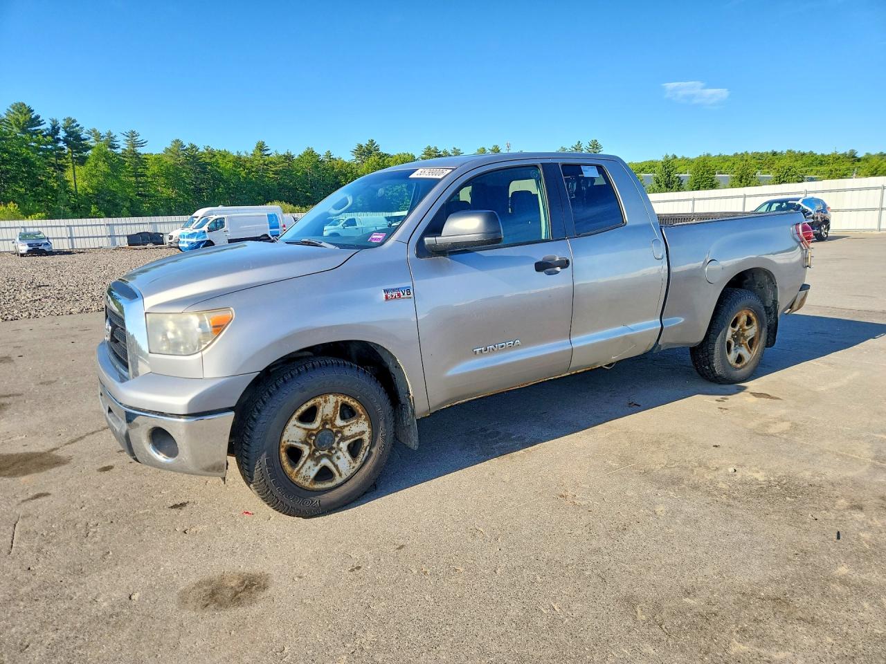 Salvage Toyota Tundra Image