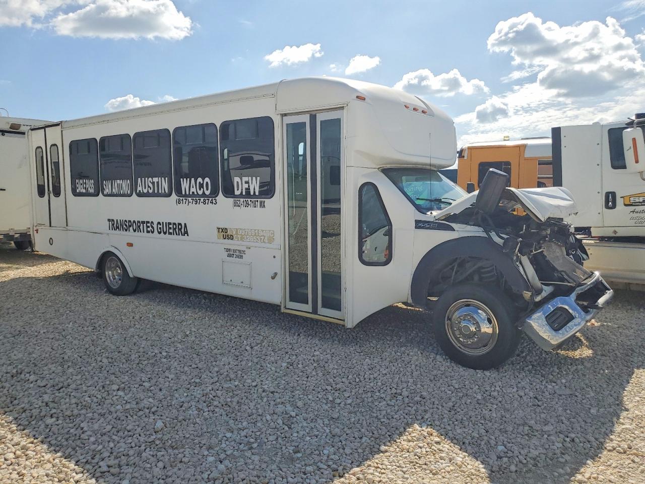 Salvage Ford F-550 Image