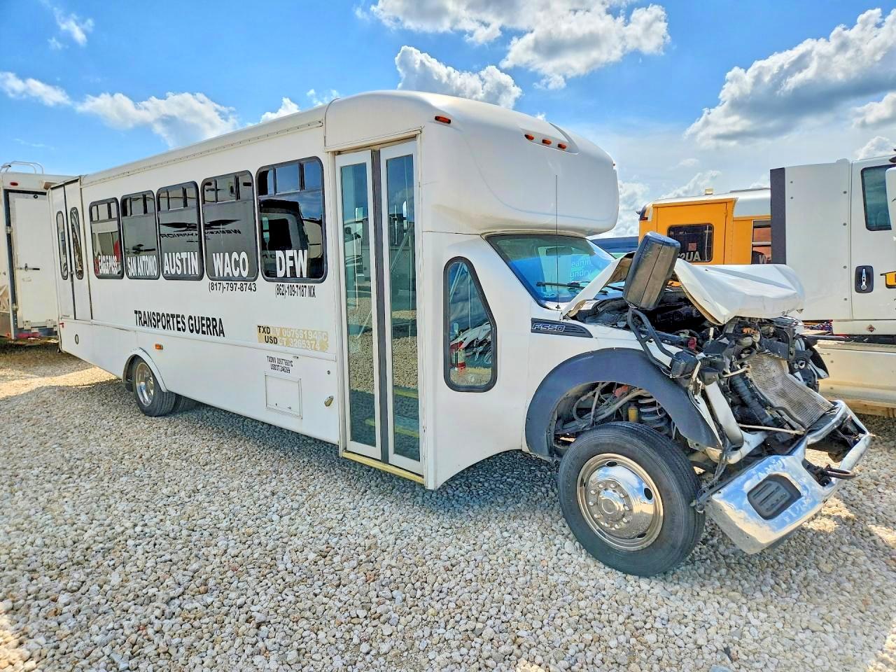 Ford F-550 Super Duty