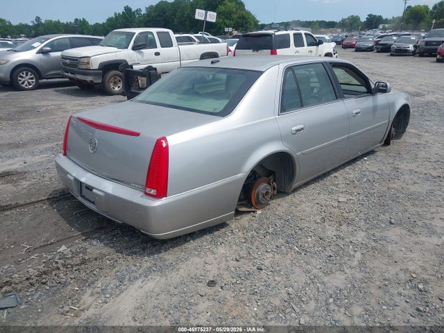 Cadillac DTS 1sb