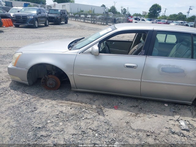 Cadillac DTS 1sb