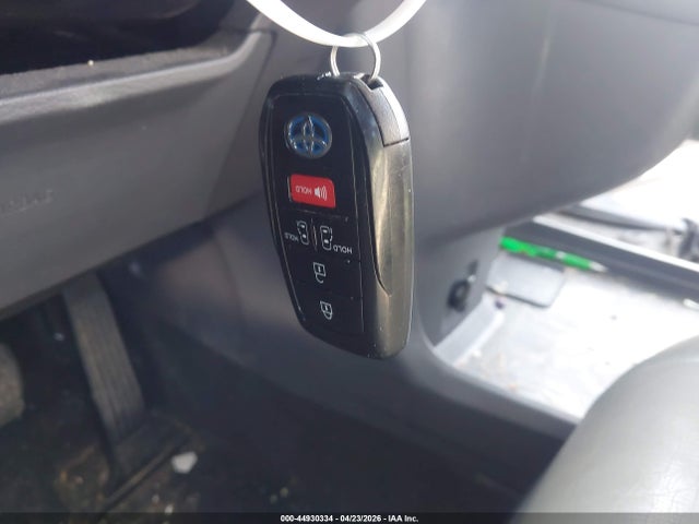 Toyota Sienna Le