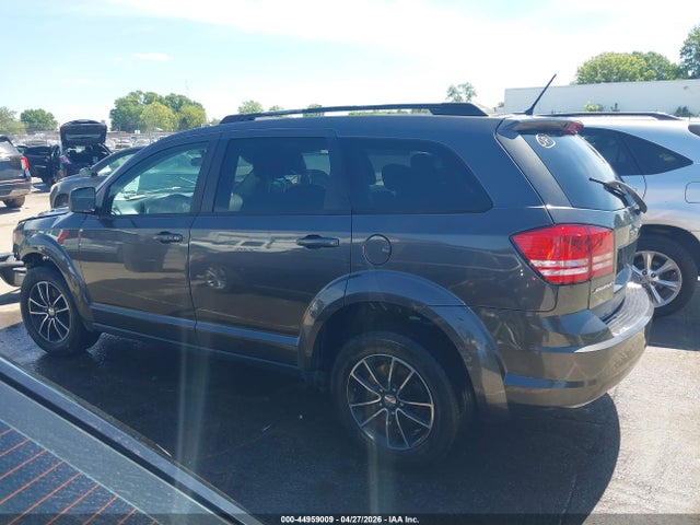 Dodge Journey Se