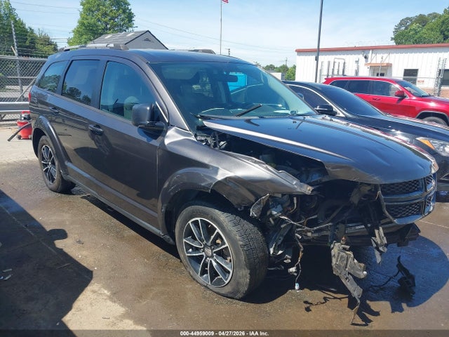 Salvage Dodge Journey Image