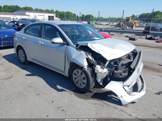Salvage Kia Rio Image