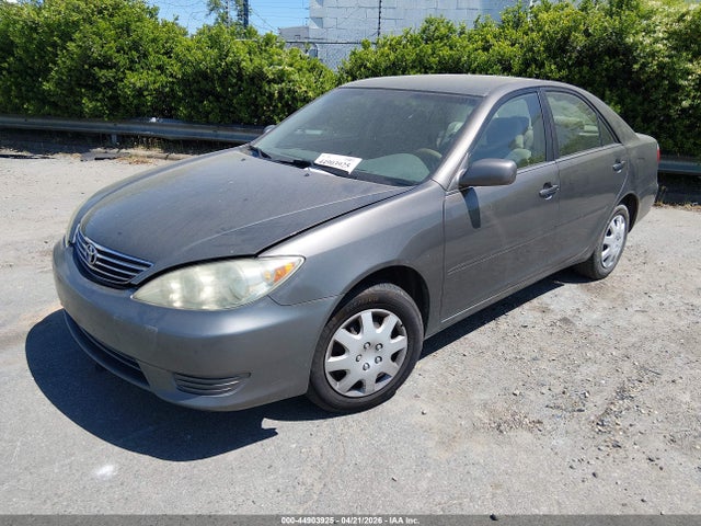 Toyota Camry Le
