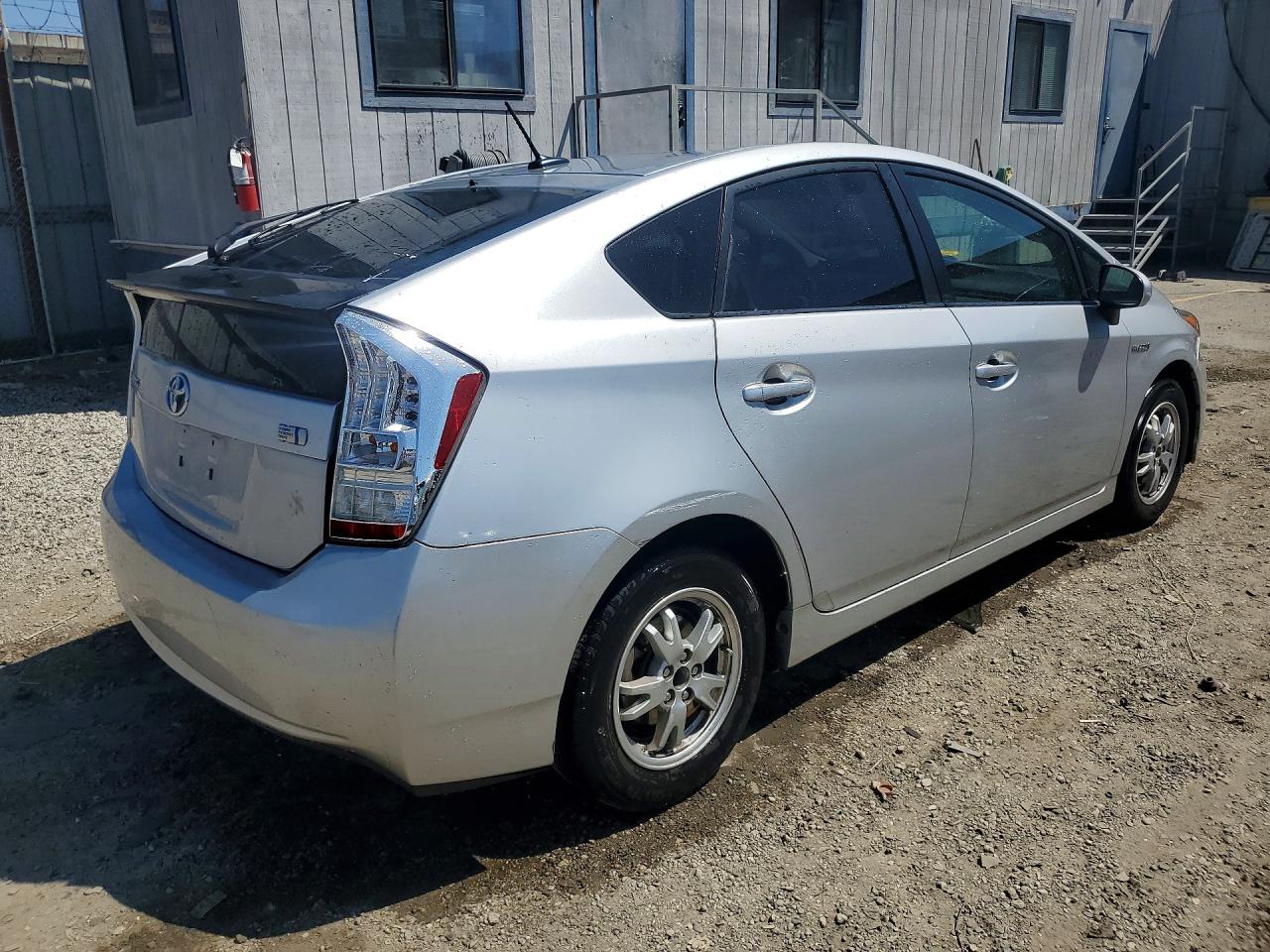 Toyota Prius Three