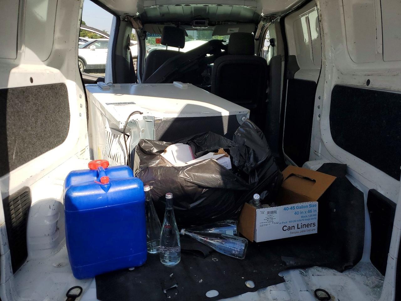 Nissan Nv