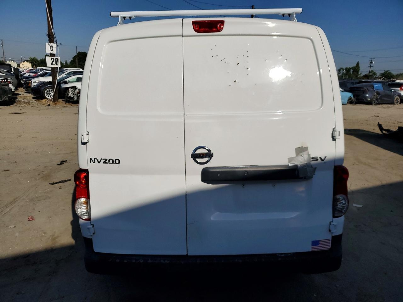 Nissan Nv