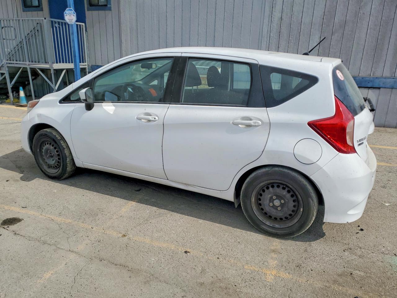 Nissan Versa S Plus