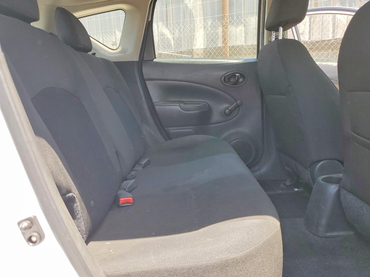 Nissan Versa S Plus
