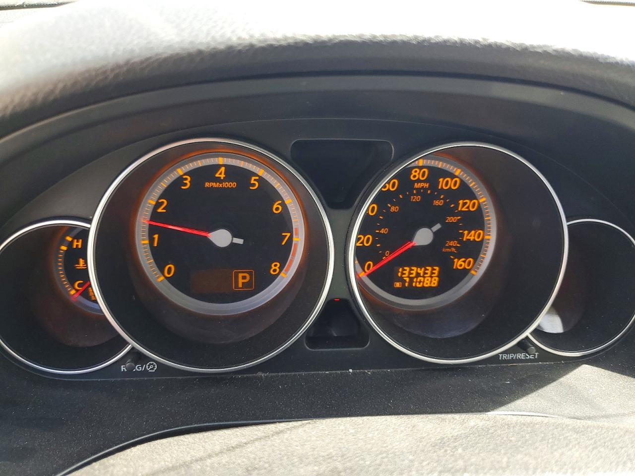 INFINITI M35 Base