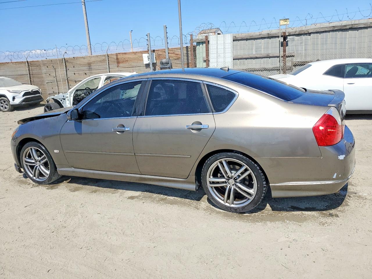 INFINITI M35 Base