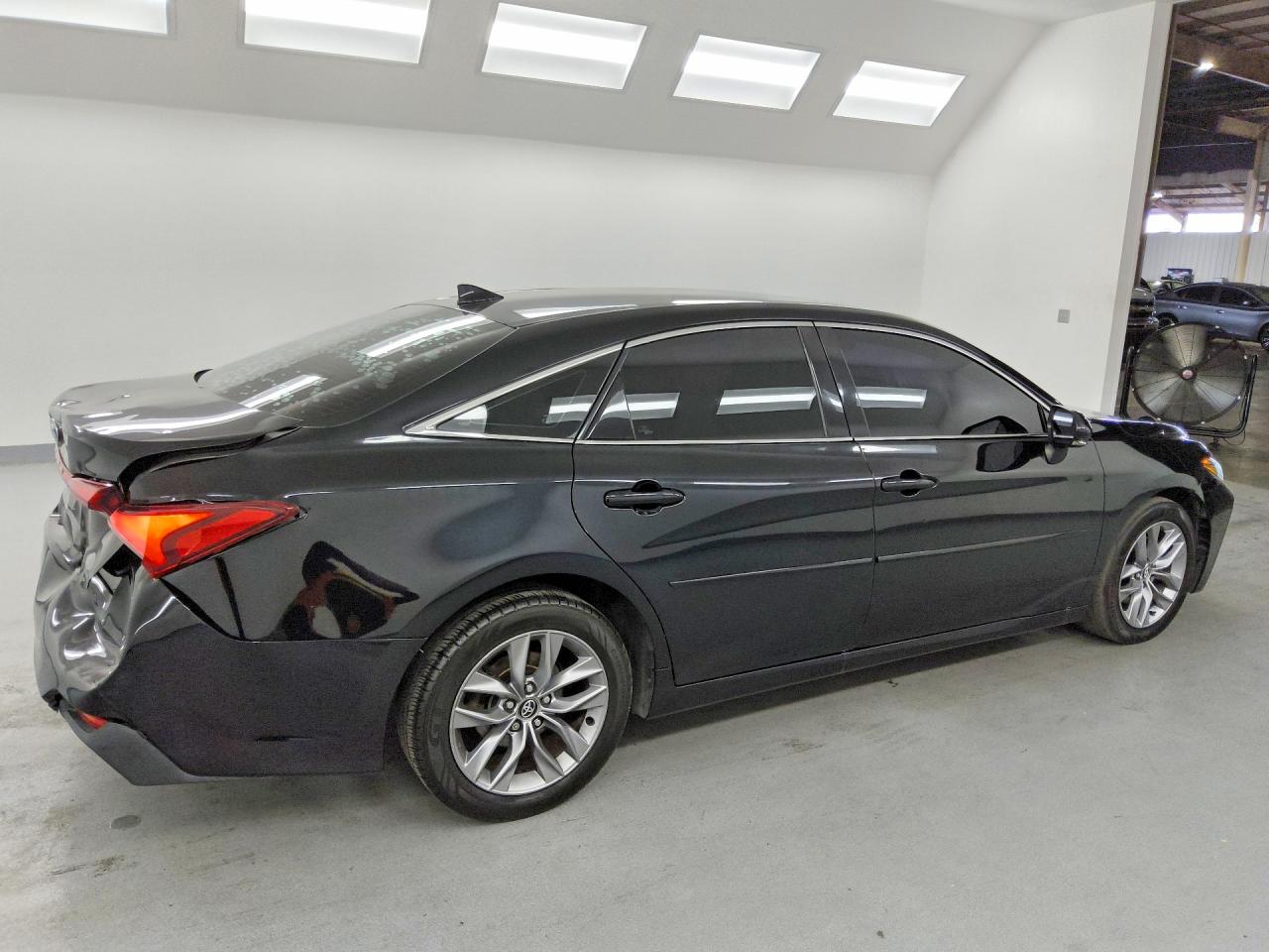 Toyota Avalon Xle