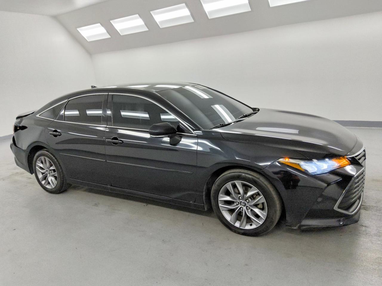 Toyota Avalon Xle